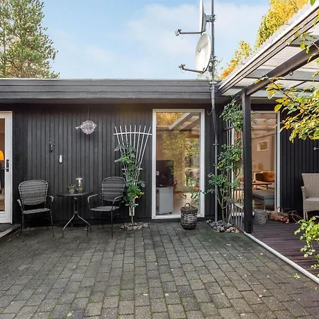 Dom wakacyjny Malti - 300m From The Sea By Interhome